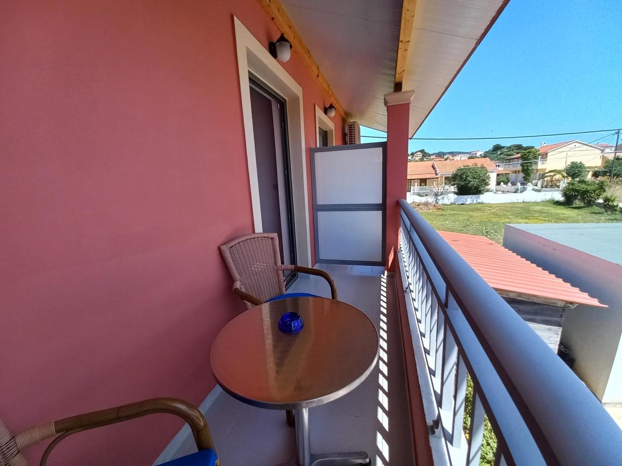Porto-Fino Hotel อาร์ริลลาส ภายนอก รูปภาพ
